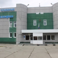 на фотографии бассейн